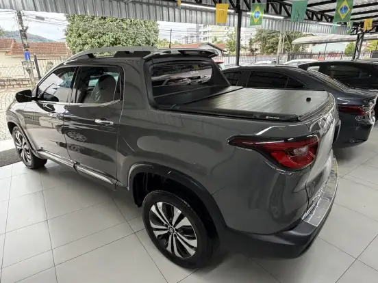 FIAT-TORO-2.0 16V TURBO DIESEL VOLCANO 4WD AT9 FIAT-TORO-2025