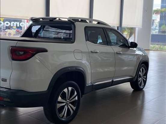 FIAT-TORO-2.0 16V TURBO DIESEL VOLCANO 4WD AT9 FIAT-TORO-2024