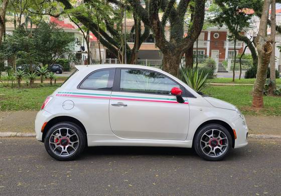 FIAT 500 1.4 SPORT AIR 16V GASOLINA 2P AUTOMÁTICO
