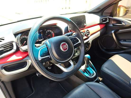 FIAT-ARGO-1.8 E.TORQ FLEX HGT AT6 FIAT-ARGO-2018