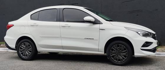 FIAT CRONOS 1.3 FIREFLY FLEX DRIVE MANUAL