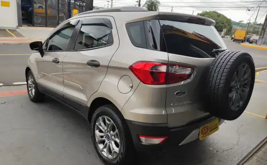FORD-ECOSPORT-2017