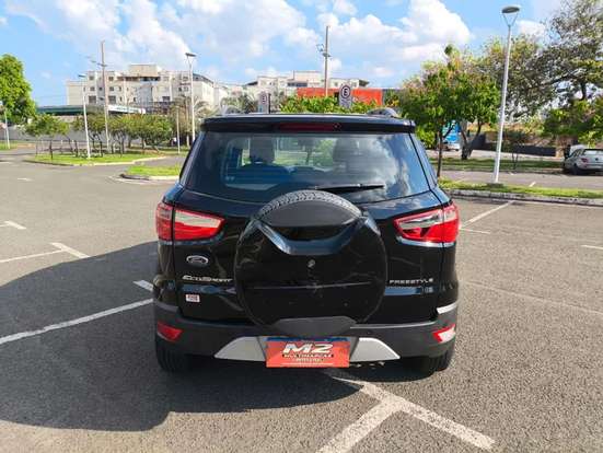 FORD-ECOSPORT-2014