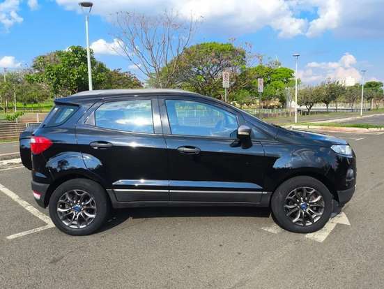 FORD-ECOSPORT-2014