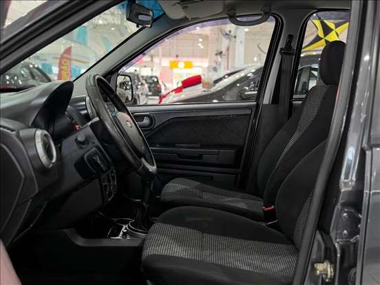 FORD-ECOSPORT-2011