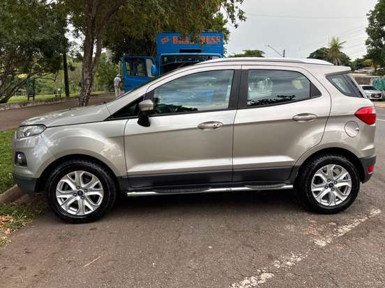 FORD-ECOSPORT-2013
