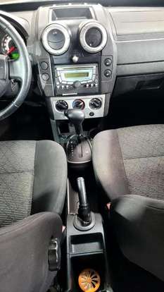FORD-ECOSPORT-2011