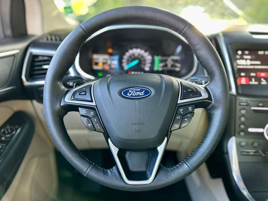 FORD-EDGE-3.5 V6 GASOLINA TITANIUM AWD AUTOMÁTICO FORD-EDGE-2018