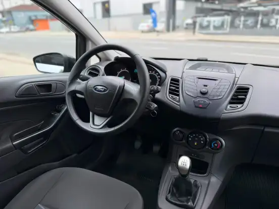 FORD-FIESTA-1.5 SE HATCH 16V FLEX 4P MANUAL FORD-FIESTA-2015