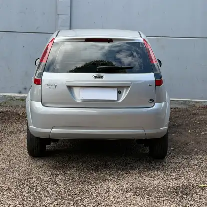 FORD-FIESTA-2011