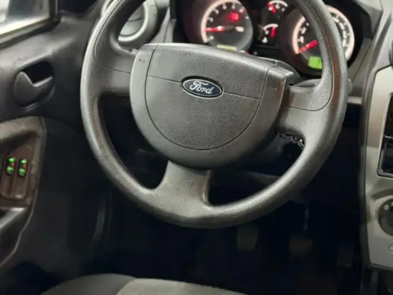 FORD-FIESTA-1.6 ROCAM SEDAN 8V FLEX 4P MANUAL FORD-FIESTA-2010