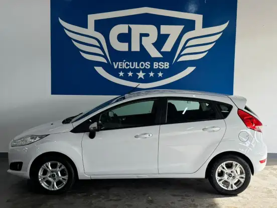FORD-FIESTA-2014