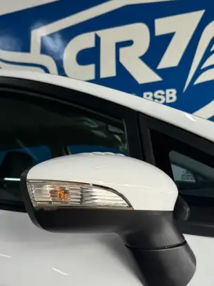 FORD-FIESTA-2014