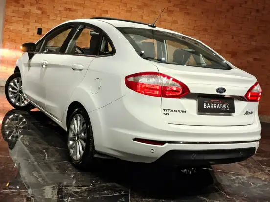 FORD-FIESTA-1.6 TITANIUM PLUS SEDAN 16V FLEX 4P POWERSHIFT FORD-FIESTA-2017