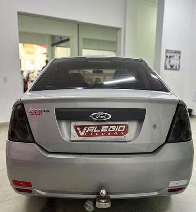 FORD-FIESTA-2013