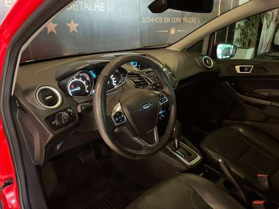FORD-FIESTA-2015