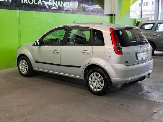 FORD-FIESTA-2011