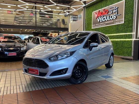FORD FIESTA 1.6 SE HATCH 16V FLEX 4P MANUAL