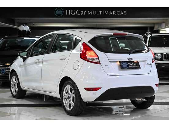 FORD-FIESTA-1.6 SE HATCH 16V FLEX 4P POWERSHIFT FORD-FIESTA-2016