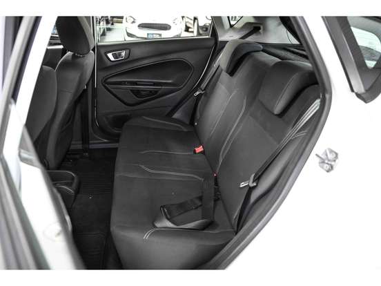 FORD-FIESTA-2016