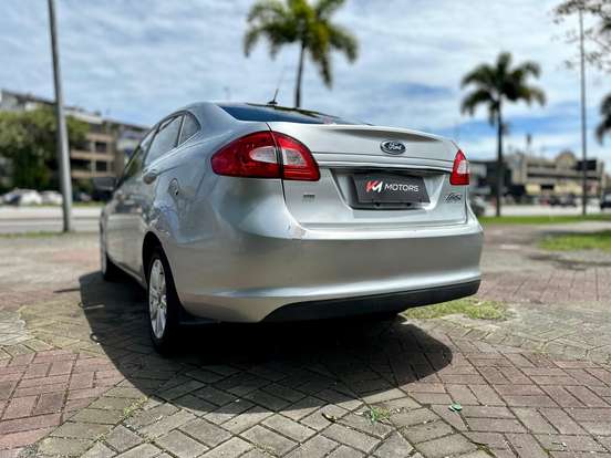 FORD-FIESTA-1.6 SE SEDAN 16V FLEX 4P MANUAL FORD-FIESTA-2011