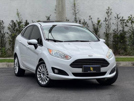 FORD FIESTA 1.6 TITANIUM PLUS SEDAN 16V FLEX 4P POWERSHIFT