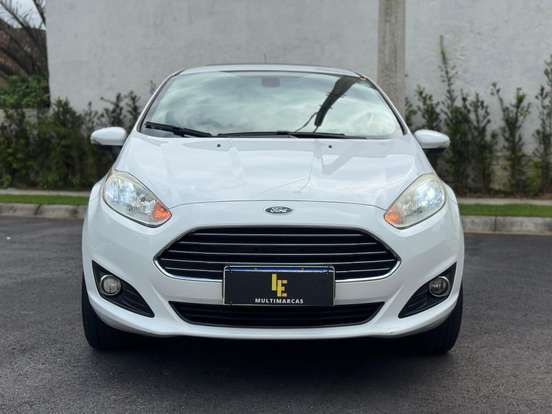 FORD-FIESTA-2015