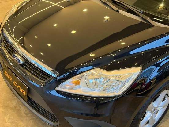 FORD-FOCUS-1.6 8V GASOLINA 4P MANUAL FORD-FOCUS-2010