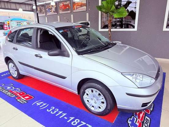 FORD-FOCUS-2008