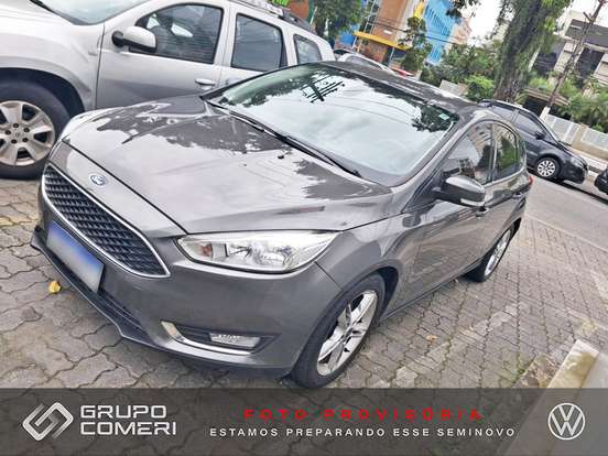 FORD-FOCUS-2017