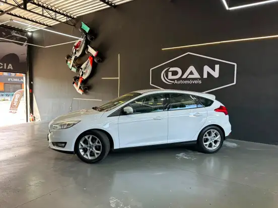 FORD-FOCUS-2.0 TITANIUM 16V FLEX 4P POWERSHIFT FORD-FOCUS-2016
