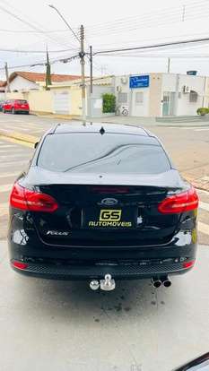 FORD-FOCUS-2017