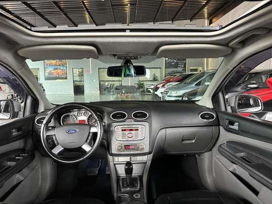 FORD-FOCUS-2.0 TITANIUM HATCH 16V FLEX 4P AUTOMÁTICO FORD-FOCUS-2011