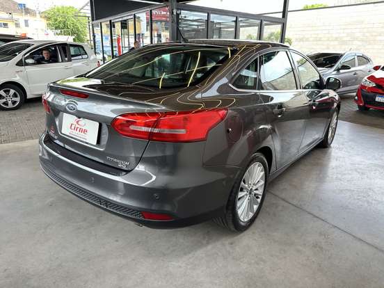 FORD-FOCUS-2016