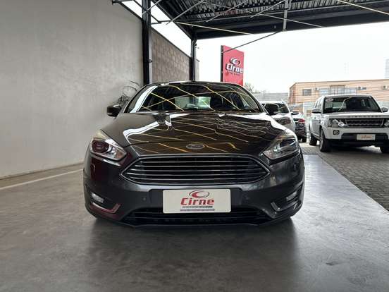 FORD-FOCUS-2016