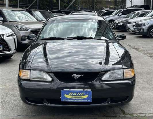 FORD-MUSTANG-1995