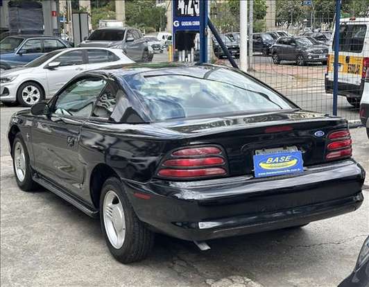 FORD-MUSTANG-1995
