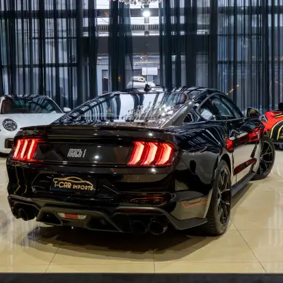 FORD-MUSTANG-2021
