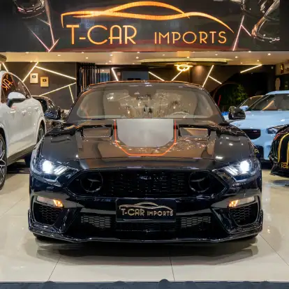 FORD-MUSTANG-2021