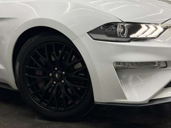FORD-MUSTANG-2018