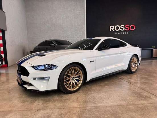 FORD-MUSTANG-2017