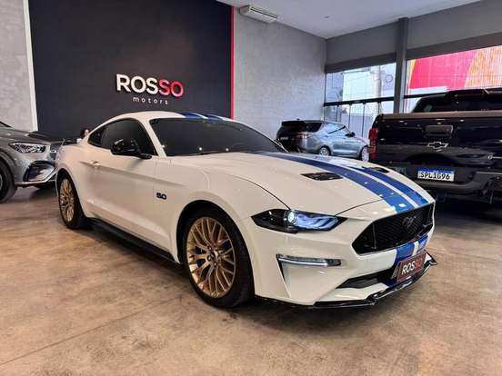 FORD-MUSTANG-2017