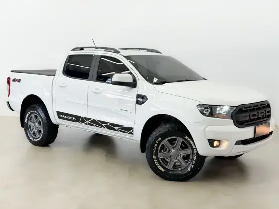 FORD RANGER 2.2 XLS 4X4 CD 16V DIESEL 4P AUTOMÁTICO