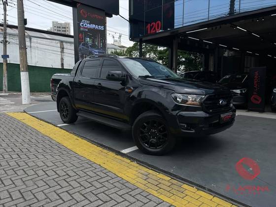 FORD RANGER 2.2 BLACK 4X2 CD 16V DIESEL 4P AUTOMÁTICO