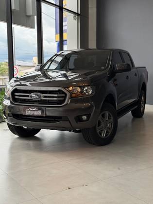 FORD RANGER 2.2 XLS 4X4 CD 16V DIESEL 4P AUTOMÁTICO