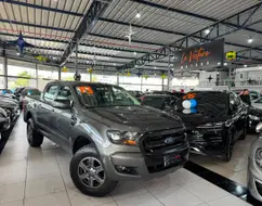 FORD RANGER 2.2 XLS 4X4 CD 16V DIESEL 4P AUTOMÁTICO FORD RANGER 2.2 XLS 4X4 CD 16V DIESEL 4P AUTOMÁTICO