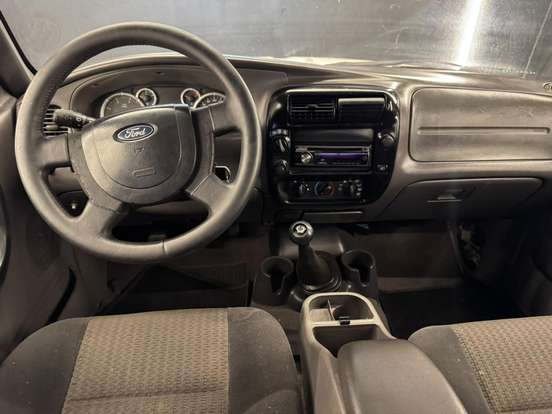 FORD-RANGER-2005