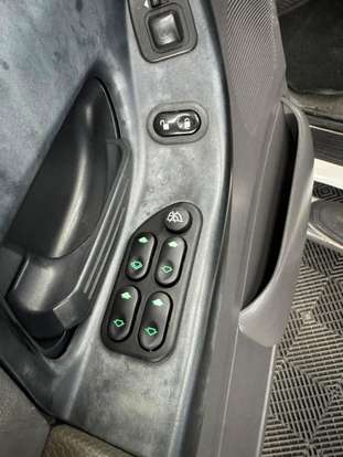 FORD-RANGER-2005