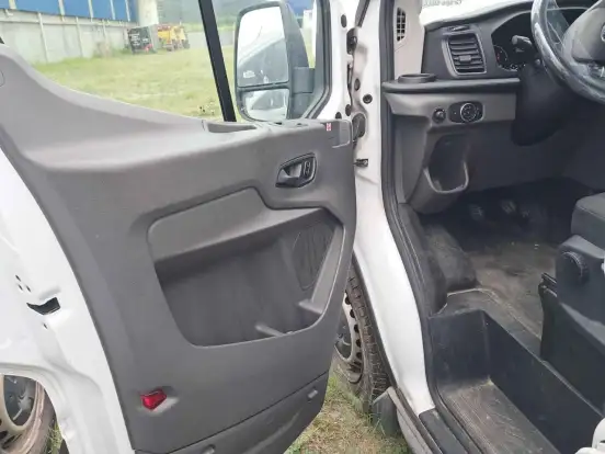 FORD-TRANSIT-2024