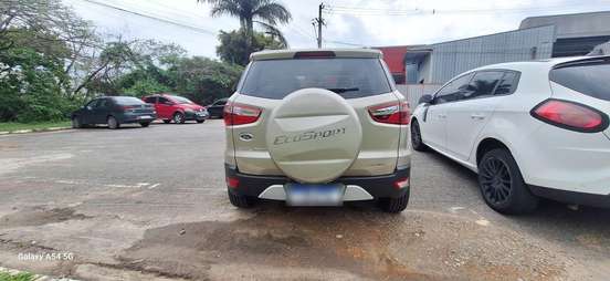 FORD-ECOSPORT-2013